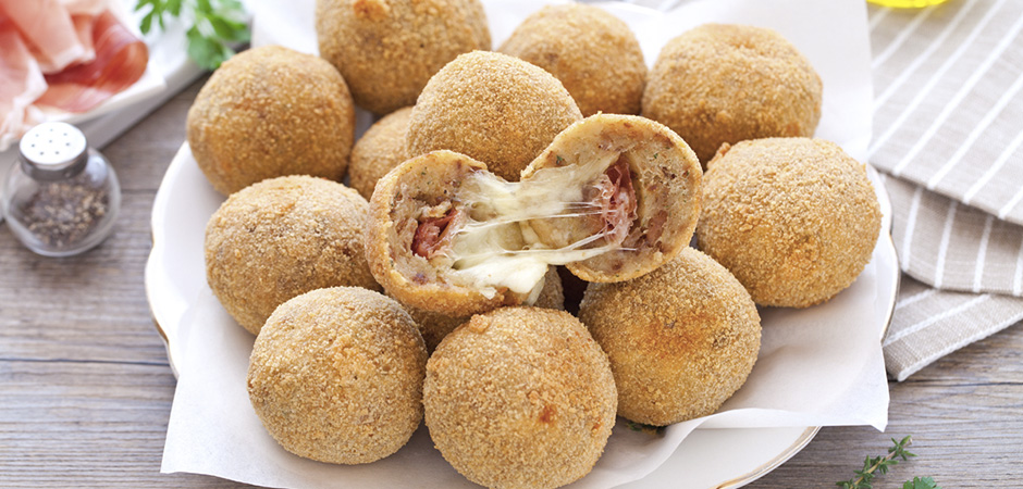 Polpette di pane con mozzarella e Speck Alto Adige IGP
