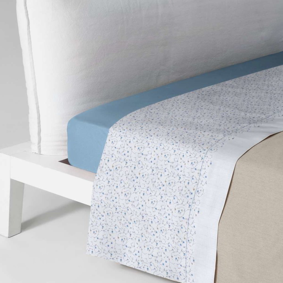 Lenzuolo Piano Homescapes 100% Cotone Egiziano 1000 Fili – Bianco, Morbidissimo E Fresco, Taglie Grandi 240x300 Cm